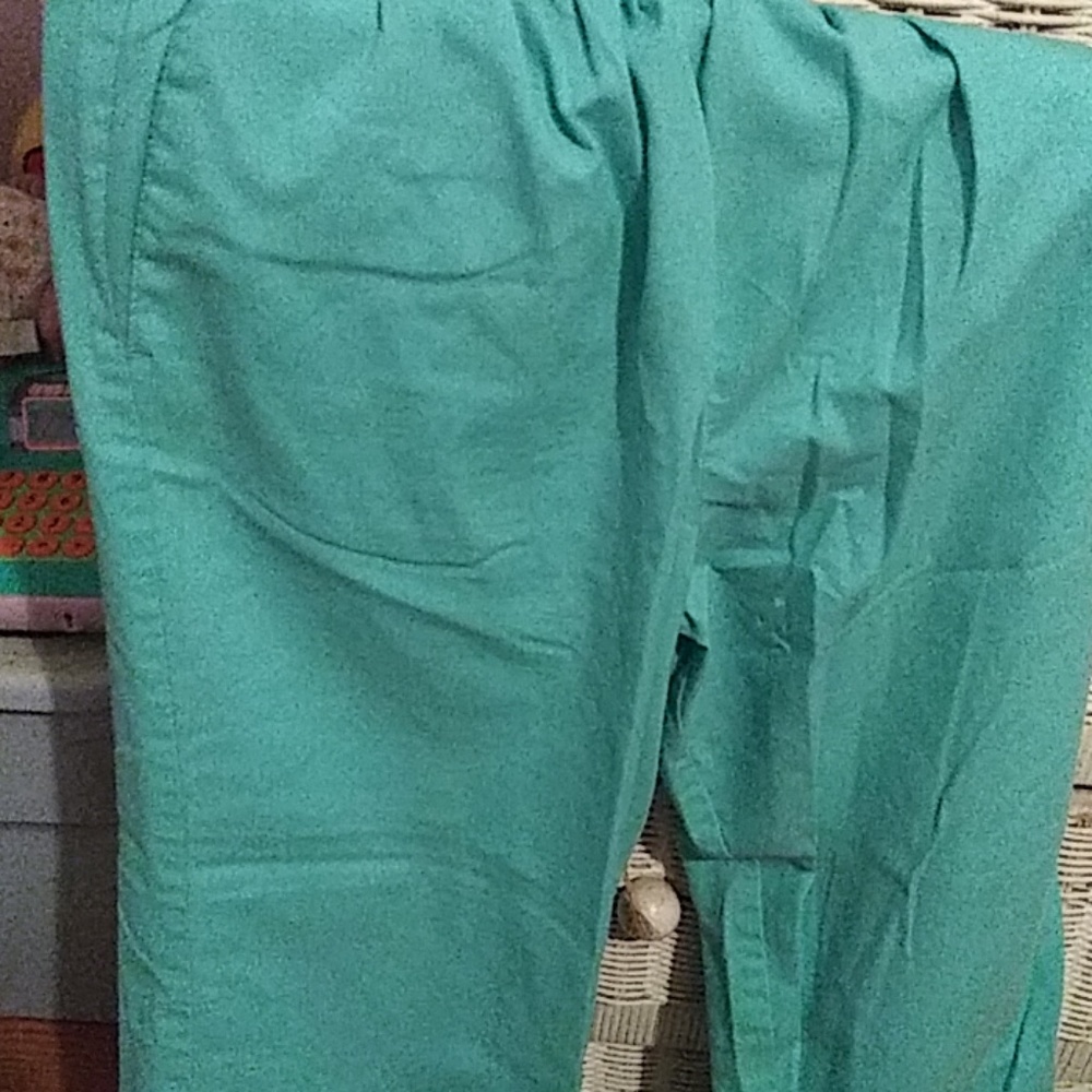 Scrubs Uniforms Set - Picture 4 of 4
